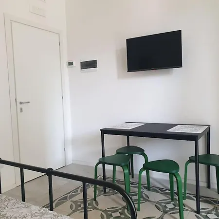 The Dragon Castle Apartmán Bari